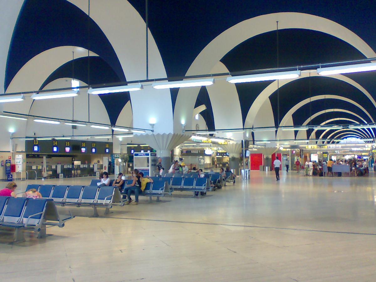 aeropuerto de Sevilla terminal