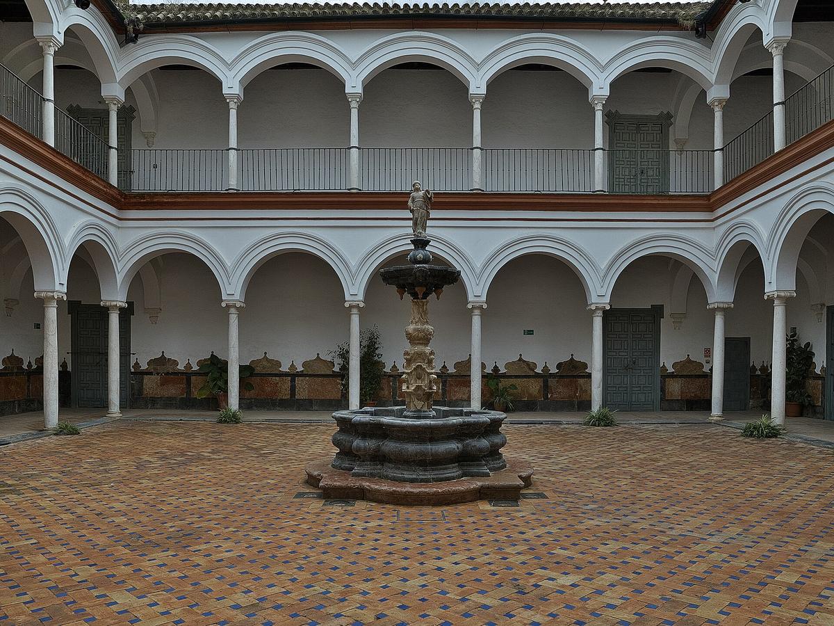 palacio barroco Écija patio